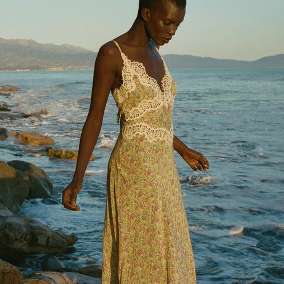 Shop Doen silk Venus dress - Picture 6 of 11